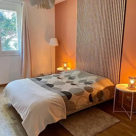A Avec Vue Vila *