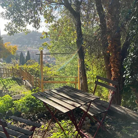 A Avec Vue Βίλα Μεντόν
